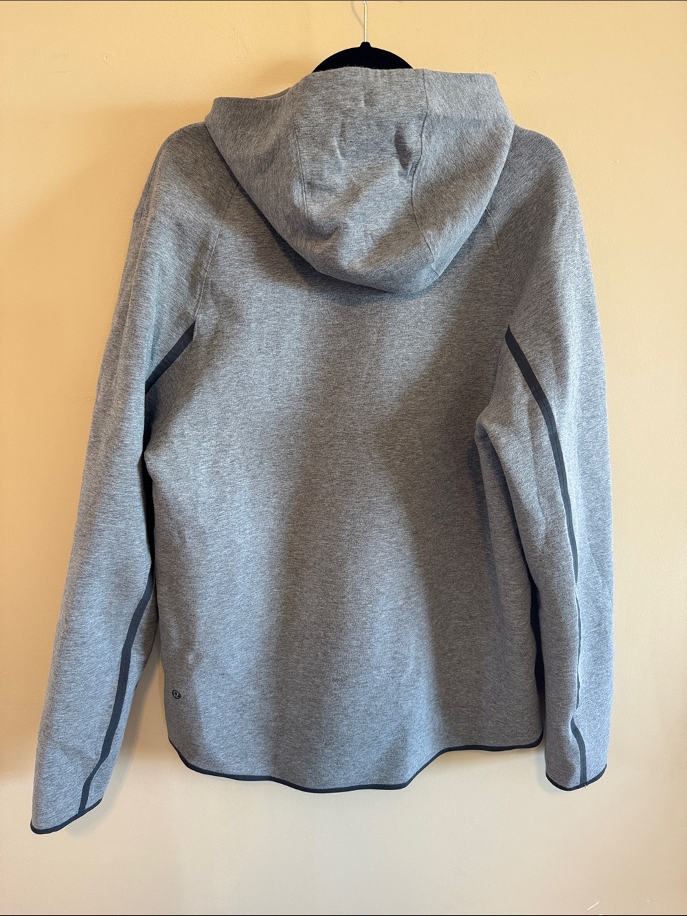 lululemon athletica Men's Gray Hooded Pullover - Picture 2 of 3